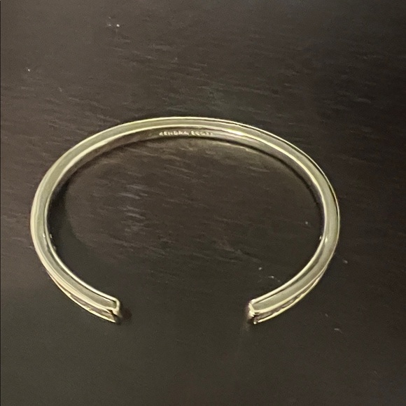 Kendra Scott gold bracelet - Picture 5 of 5